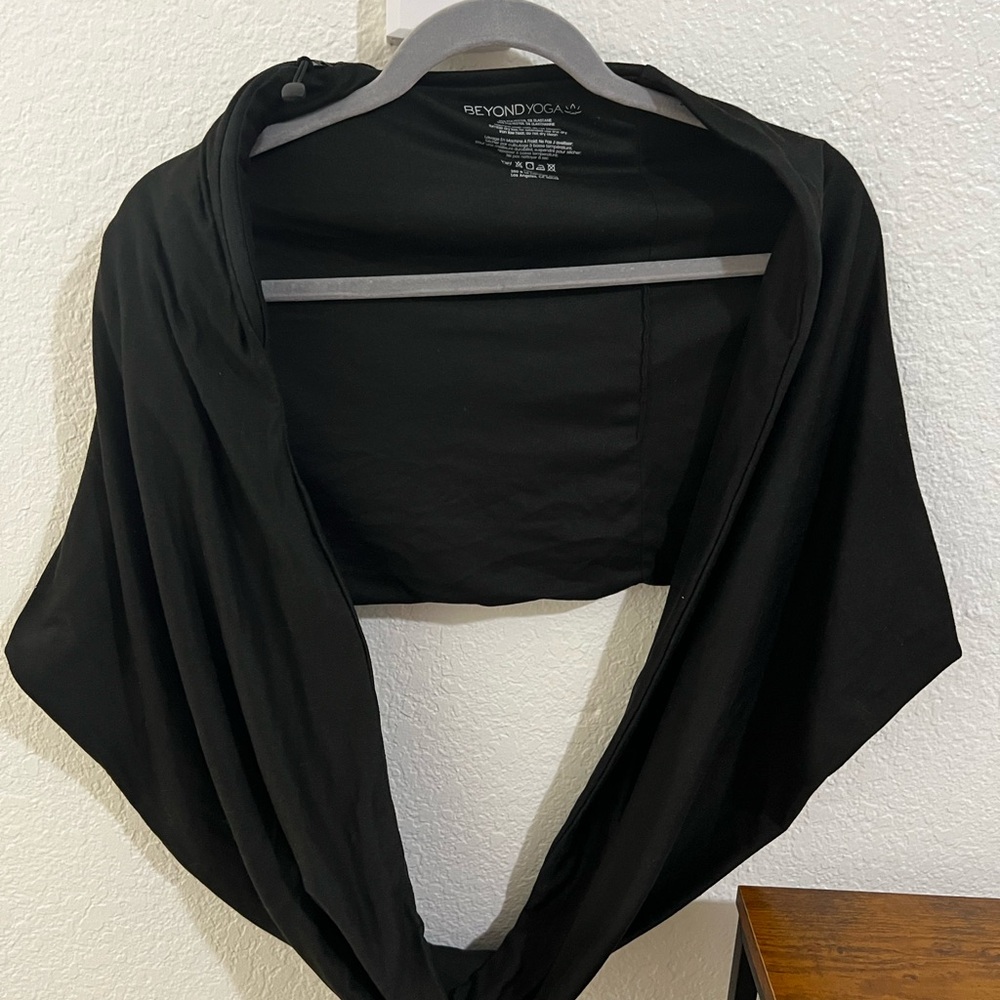 Beyond Yoga Infinity Scarf, Black
